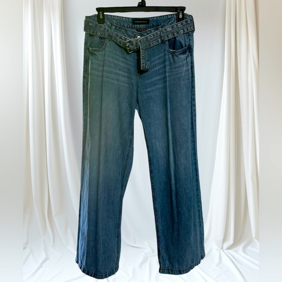 Wide Leg Jean, MEDIUM WASH, 12 R - Picture 3 of 10
